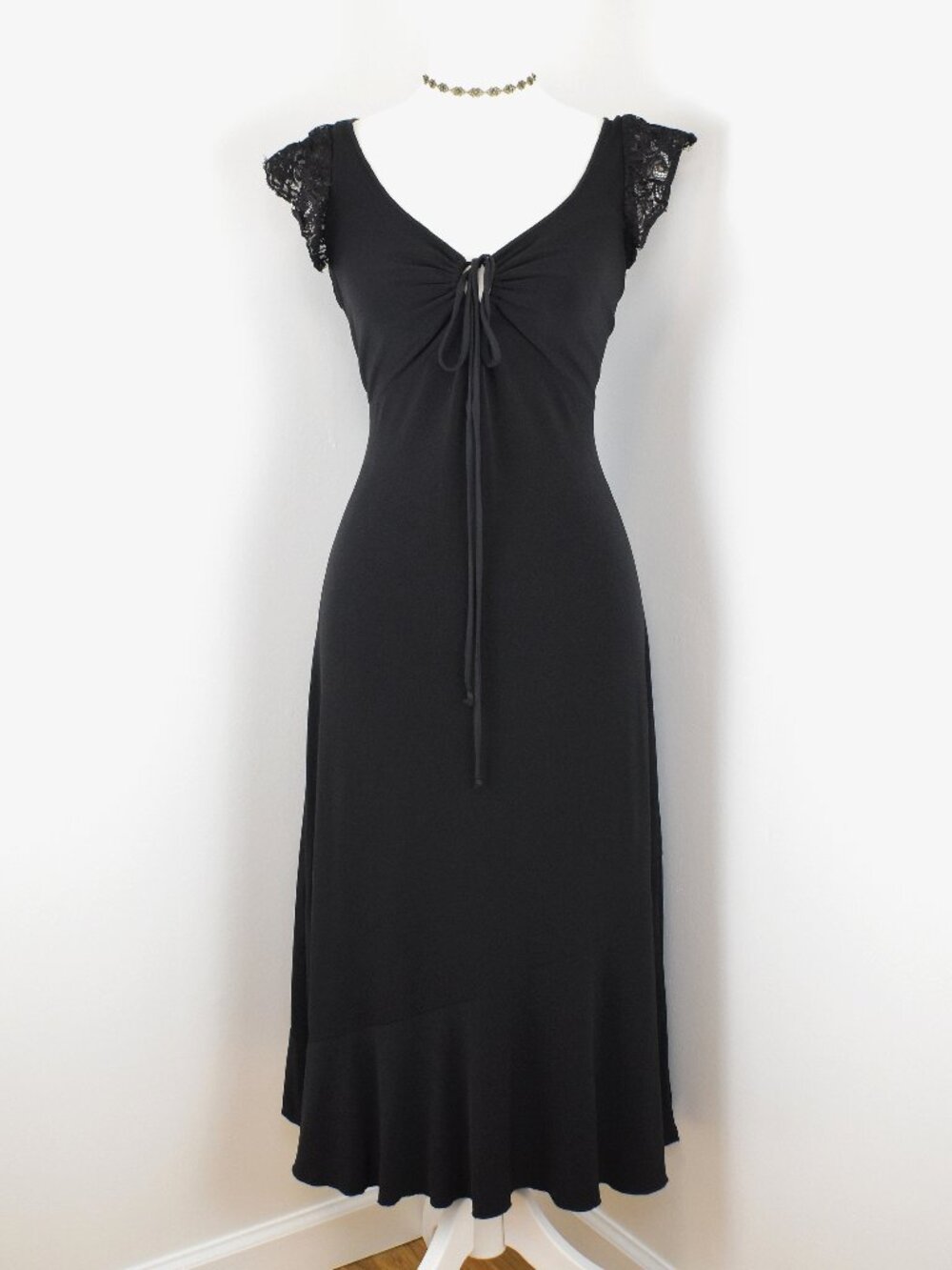 Vintage 2000s Y2K Black Short Ruffle Lace Sleeve Tie Up Backless Midi Maxi Dress